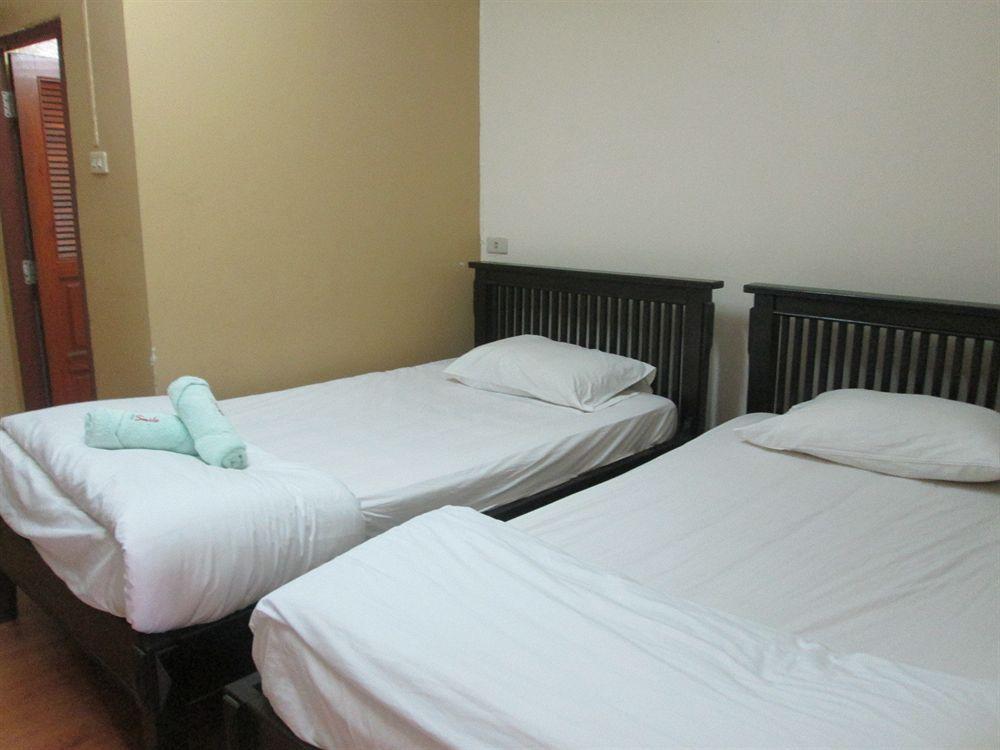 Smile House Guesthouse Chiang Mai Buitenkant foto