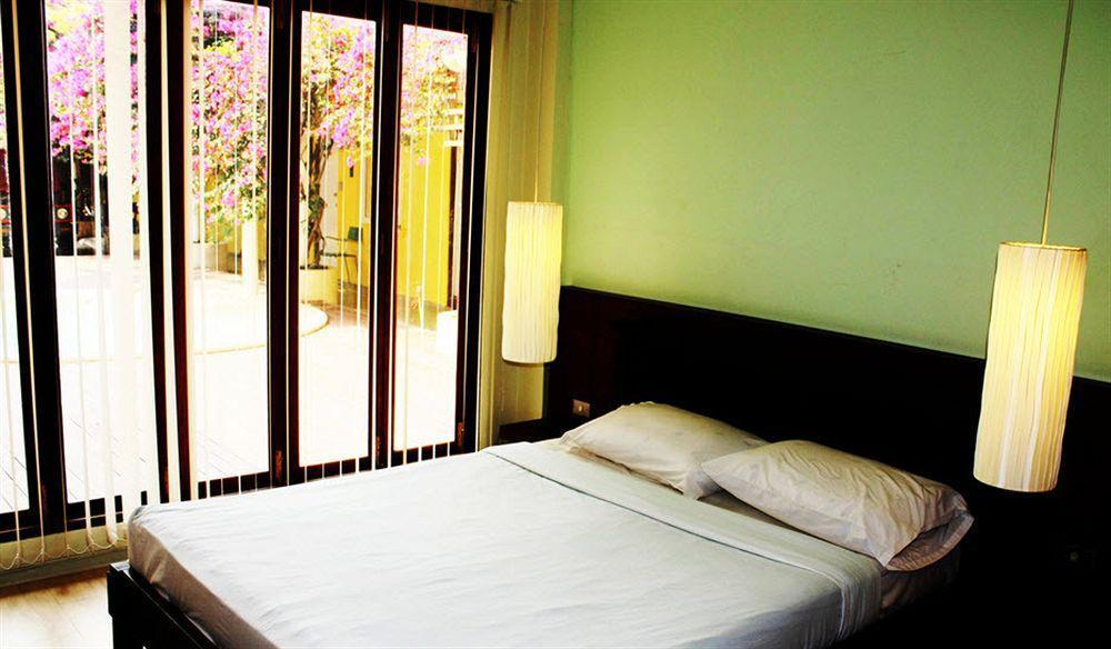 Smile House Guesthouse Chiang Mai Buitenkant foto