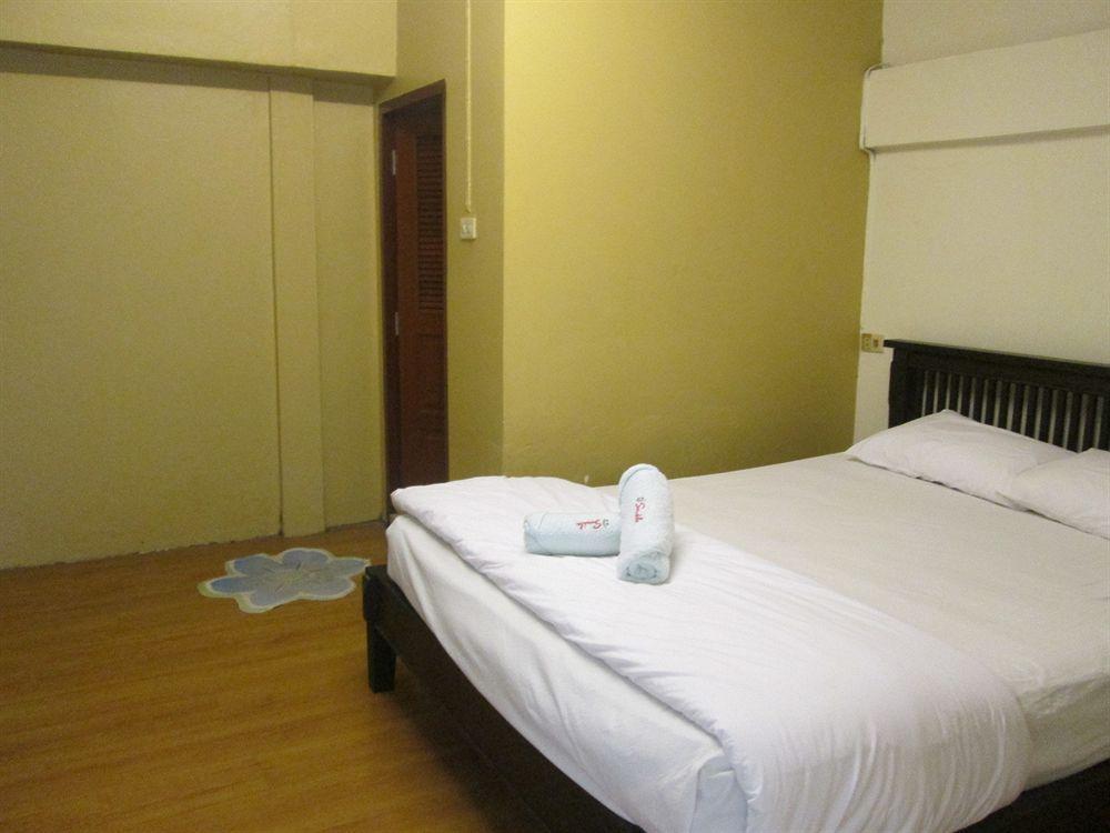 Smile House Guesthouse Chiang Mai Buitenkant foto